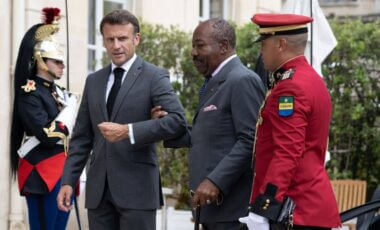 Coup D'etat Au Gabon Quels Enjeux économiques Pour La France