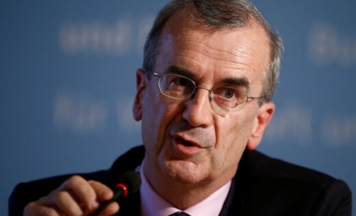 Le gouverneur de la Banque de France veut exploiter l’excédent d’épargne