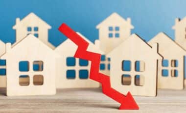 Tendance à la baisse des prix de l'immobilier : est-ce le bon moment d'acheter ou vendre ?