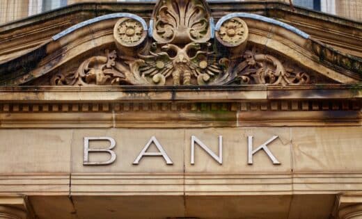Banque : les tarifs des services vont augmenter considérablement en 2024