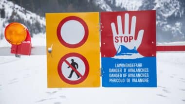 Météo : 69 départements en alerte vents forts, avalanches et crues