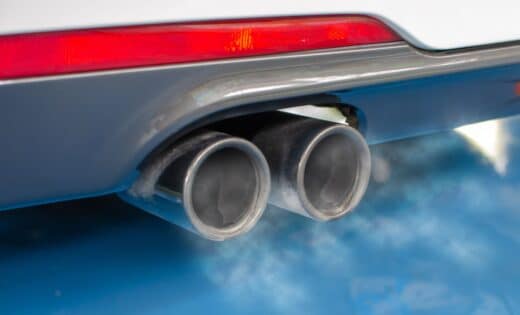 La Cour des comptes pointe du doigt les émissions de CO2 des véhicules thermiques